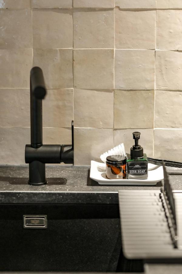 Aparthotel Couleur Basilic Rochefort Exterior foto